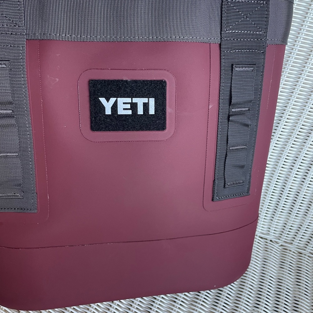 YETI  Camino 20 Wild Vine Set - Picture 2 of 6